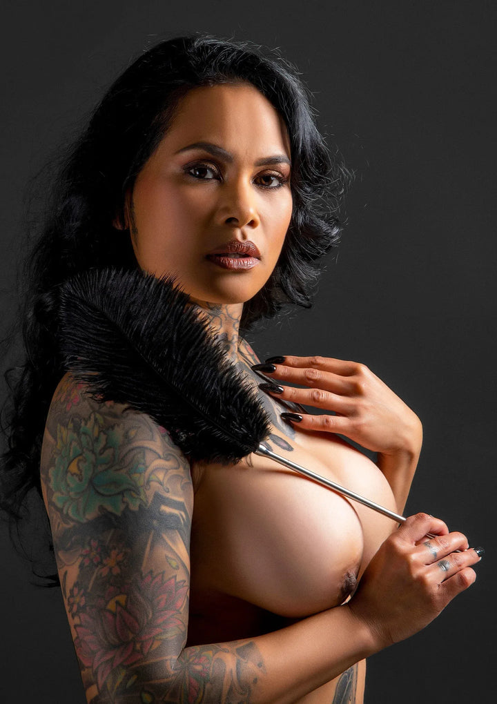 TABOOM Zwarte Veren Kietelaar | Zwepen - Taboom | SIN&LACE
