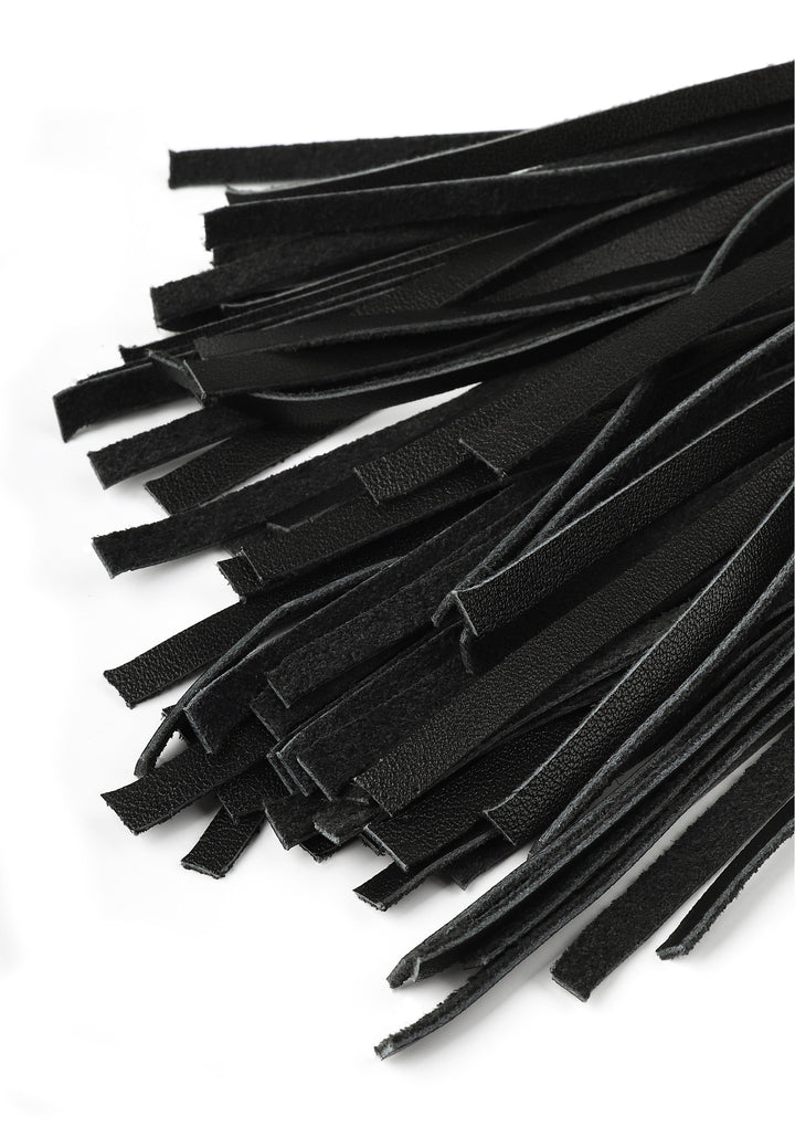Hidden Desire Genuine Leather Whip zweep