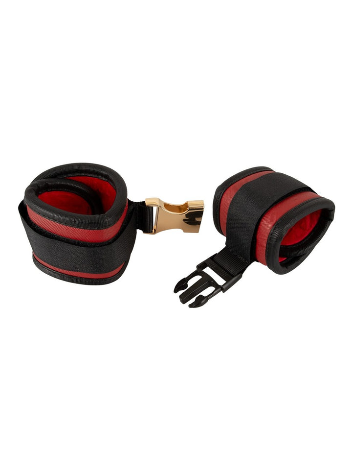 Bad Kitty nek-tot-pols bondage set zwart/rood