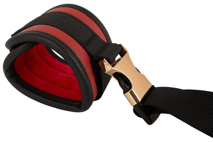 Bad Kitty nek-tot-pols bondage set zwart/rood | SIN&LACE